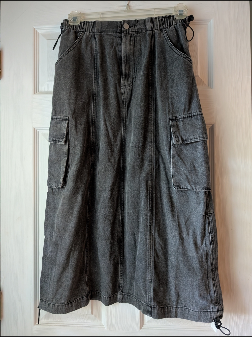 Easel Cargo Maxi Skirt